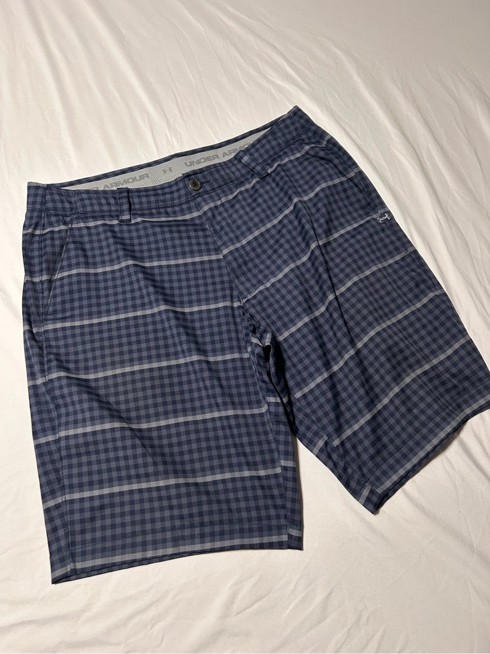 3 Pack Under Armour Golf Shorts (7 inch) - Picture 2 of 7